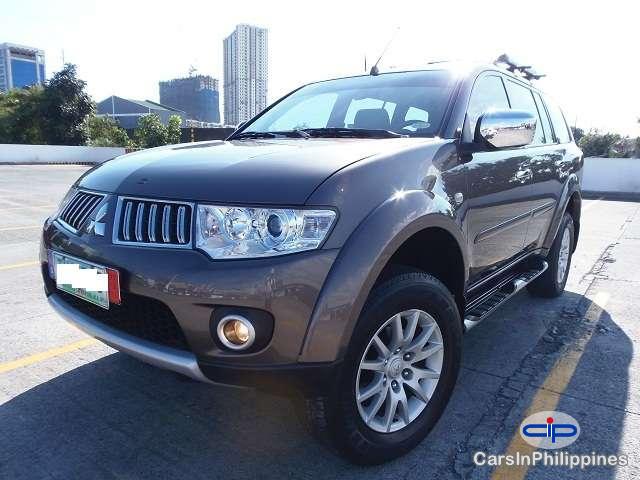 Mitsubishi montero sport 2012